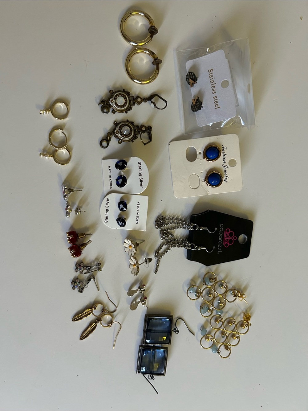 Mixed Women’s Jewelry Earring Set - Gold and Blue Accents